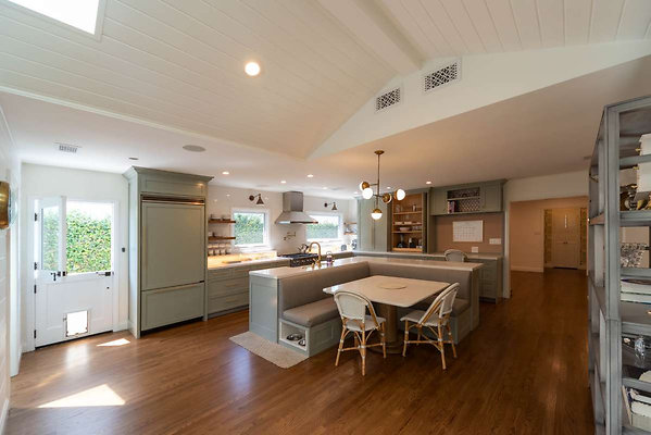 12788 dining 1
