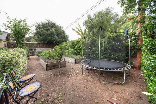 11035 garden 5