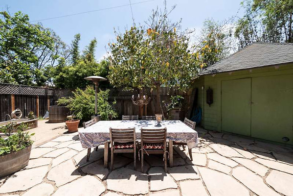 11109 patio 10