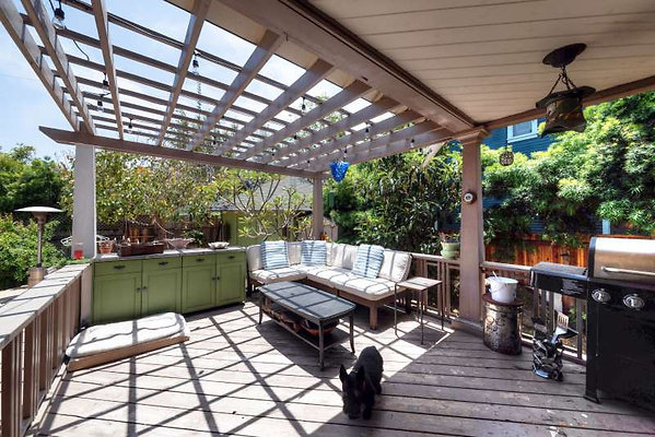 11109 patio 6