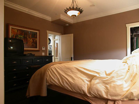 8484 bed 4
