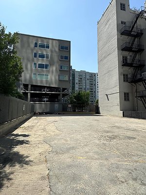 th IMG 0404