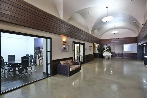 CapEquityDowntownEventRoofSpace3