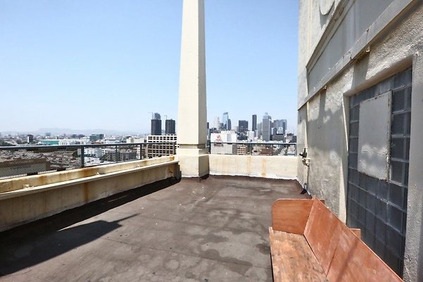 CapEquityDowntownEventRoofSpace26