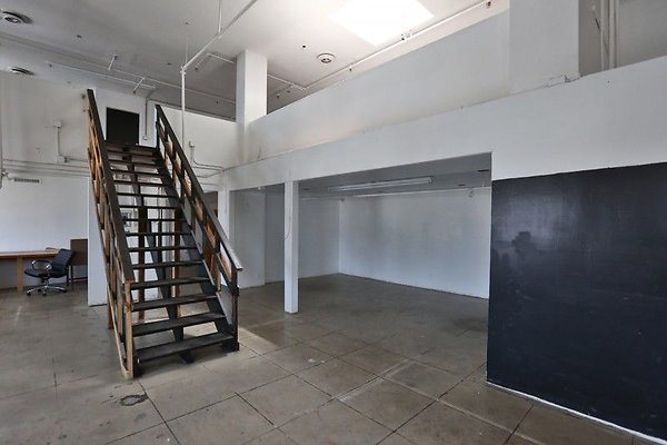 CapEquityDowntownEventRoofSpace33