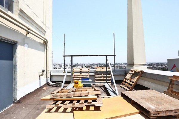 CapEquityDowntownEventRoofSpace30