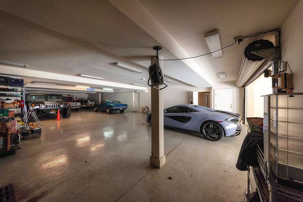 6458 garage 2