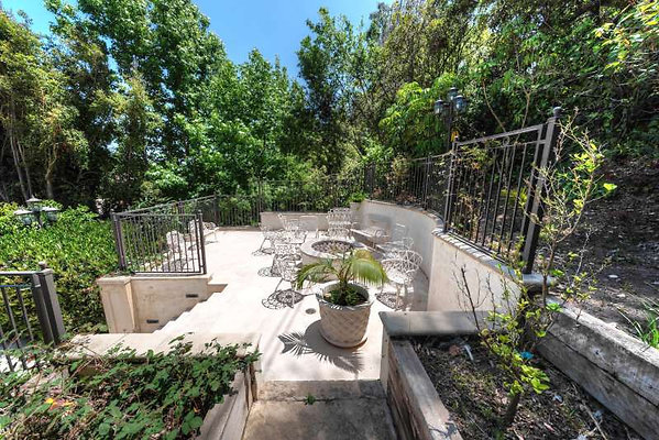 6458 patio 6