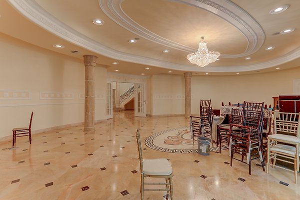 UNIVERSAL-A694-CHW-83