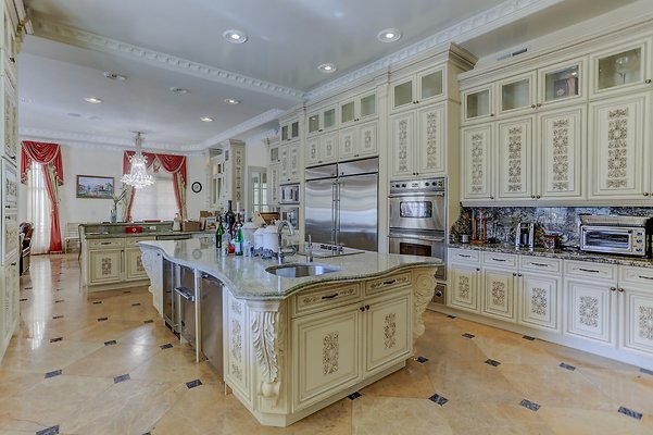 UNIVERSAL-A694-CHW-61