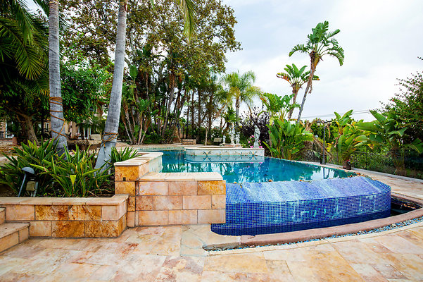 UNIVERSAL-D168-BW-96