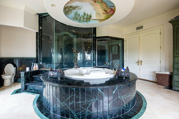 UNIVERSAL-D168-BW-65