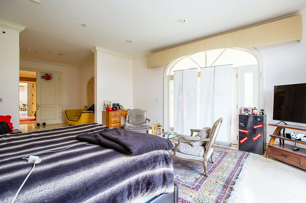 UNIVERSAL-D168-BW-76