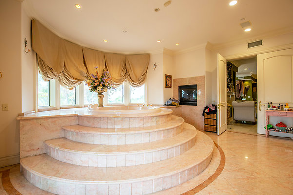 UNIVERSAL-D168-BW-61