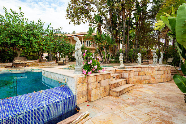 UNIVERSAL-D168-BW-101