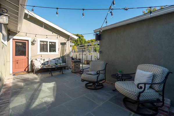 13103 patio 3