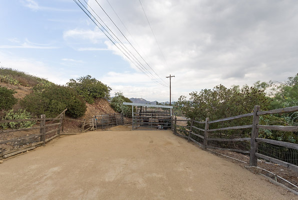 eastwestlocationsIMG-010718