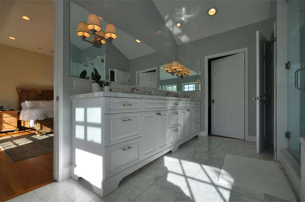 9832 bath 2