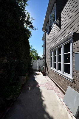 9210 alley 1