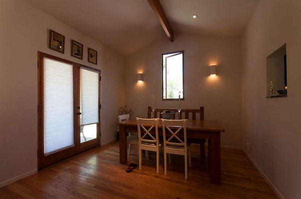10194 dining 2