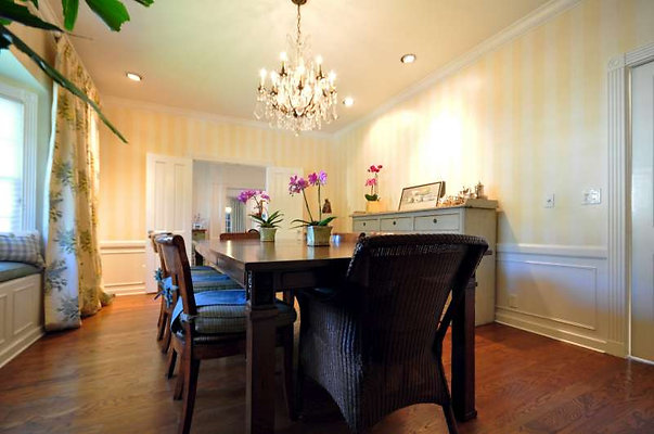 8727 dining 4