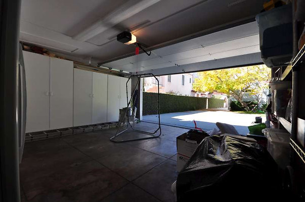 8727 garage 2