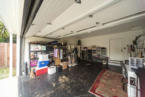 13387 garage 4
