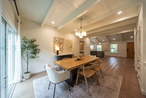 13387 dining 3