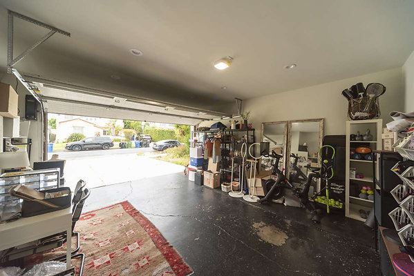 13387 garage 1