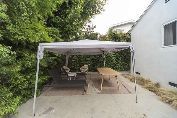 13387 patio 1