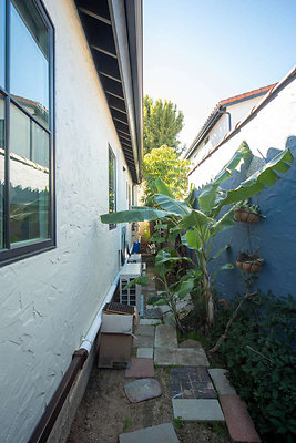 13136 side 1