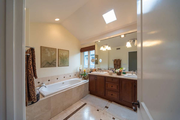 12037 bath 1