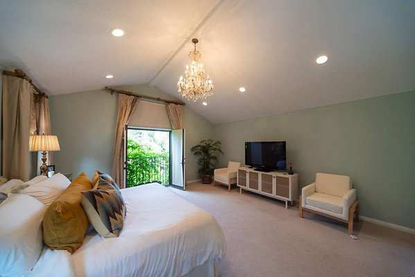 12037 bed 3