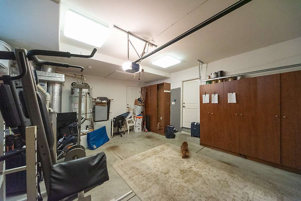 12037 garage 3