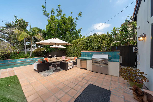 12037 patio 10