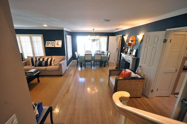 9797 dining 1