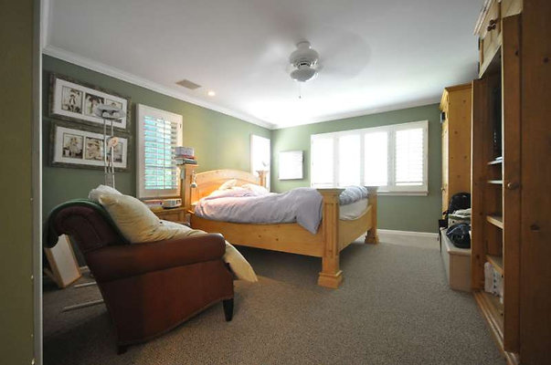 9797 bed 1