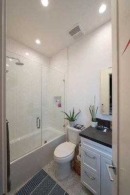 11913 bath 6