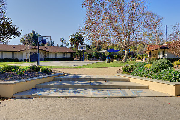 UNIVERSAL-C122-LA-33