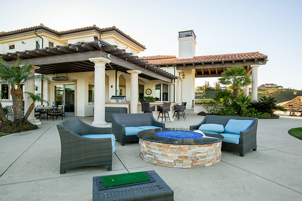 UNIVERSAL-D446-WEST HILLS-91