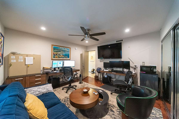2538 office 1
