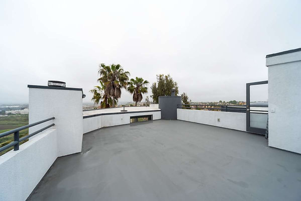 2538 balcony 1
