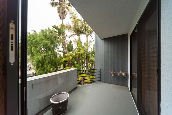 2538 balcony 5