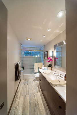 2538 bath 6