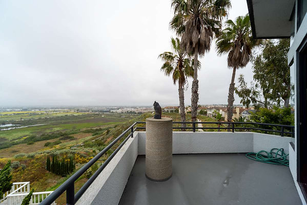 2538 balcony 8