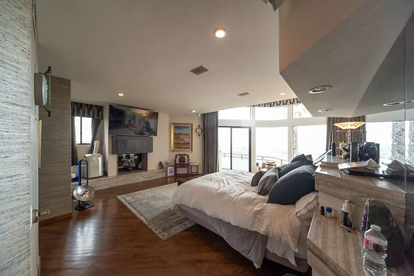 2538 bed 1