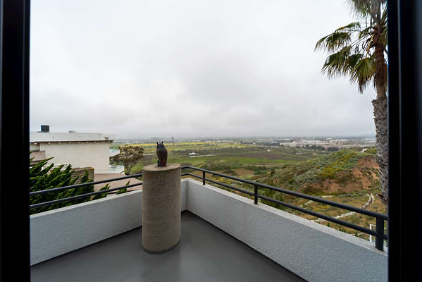 2538 balcony 7