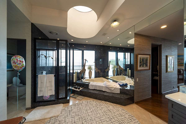 2538 bath 2