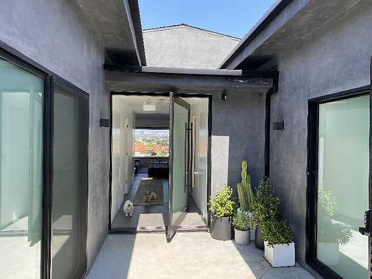 9447 porch 6