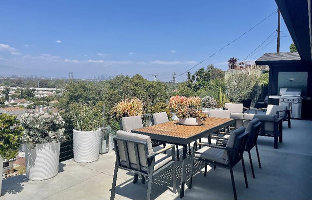 9447 patio 3